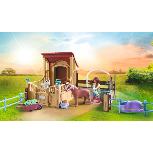 Cavalières avec box et poneys - PLAYMOBIL
